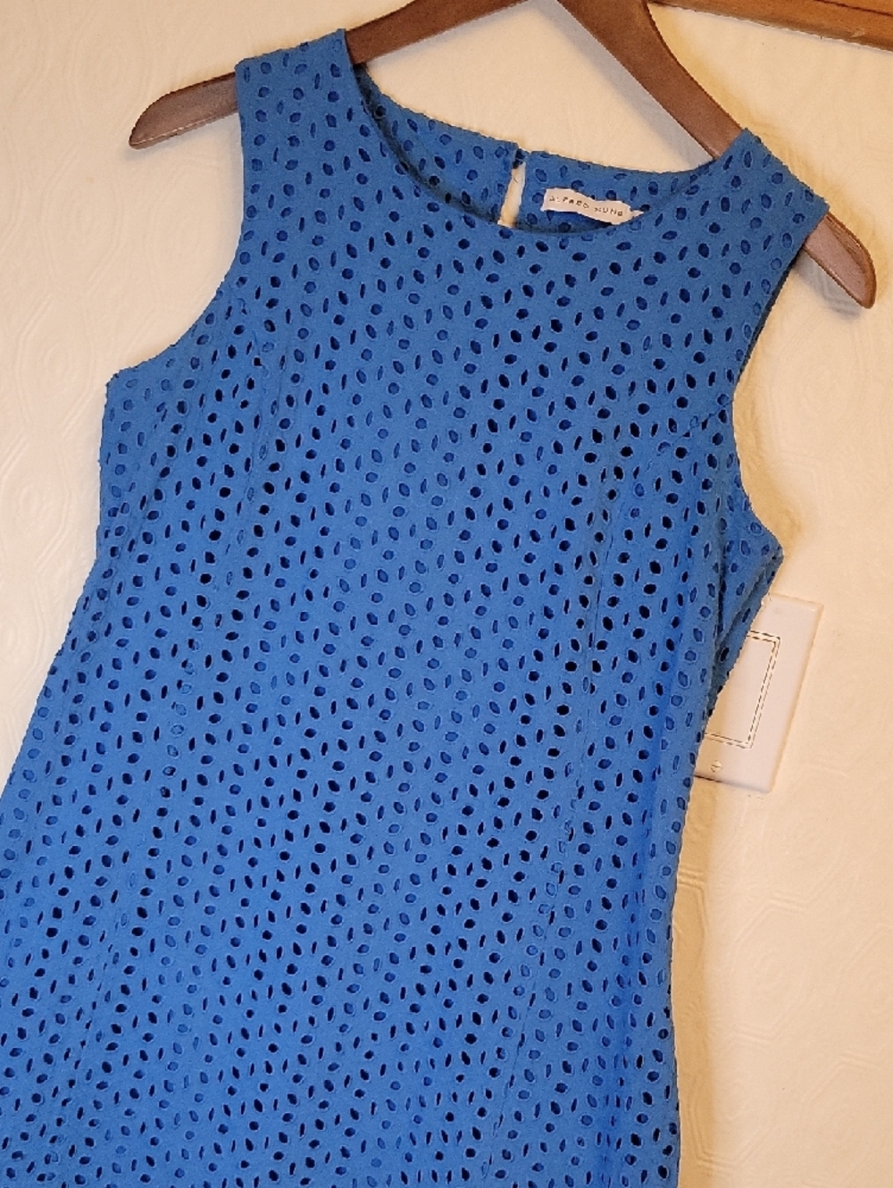 ALFRED SUNG Cobalt Blue Sleeveless Eyelet Shift Dress Size 8